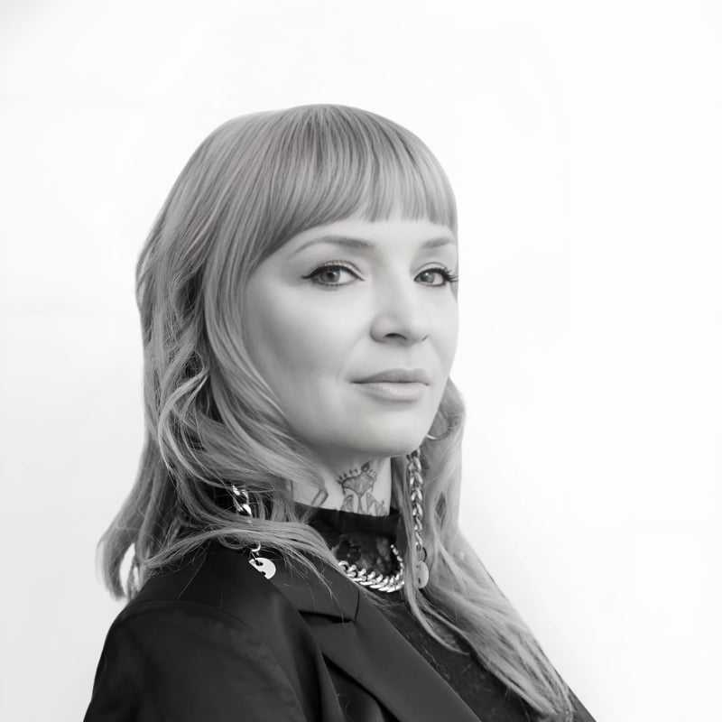 Portrait of Jocelyn, a professional stylist at CONFETTI CROWN. a salon+spa, showcasing their expertise and style.